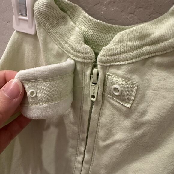 Woombie Green Baby Swaddle - Picture 3 of 7